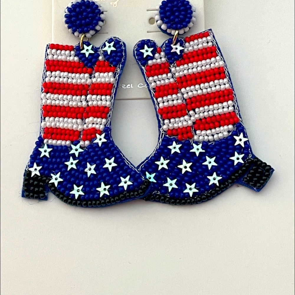 ❤️Red White and Blue Stars and Stripes Boots Beaded Earrings